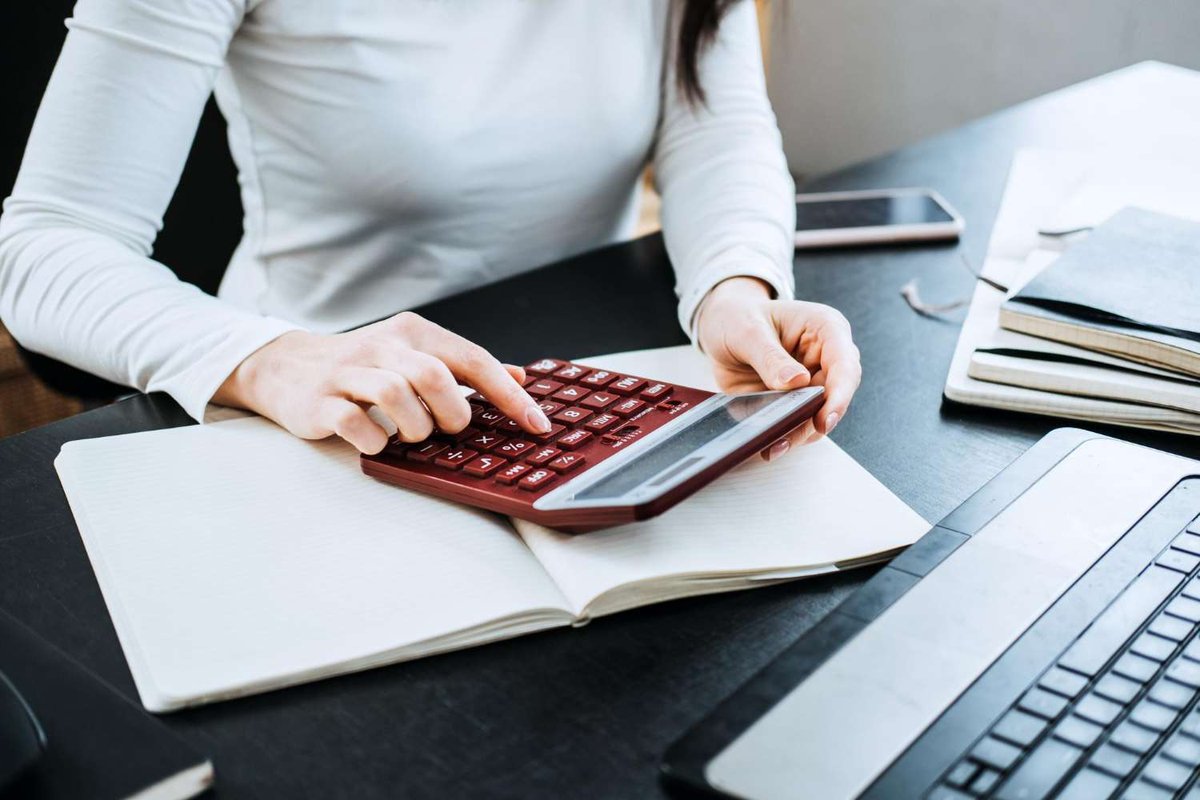 Atchara Invoice - бухгалтерская фирма