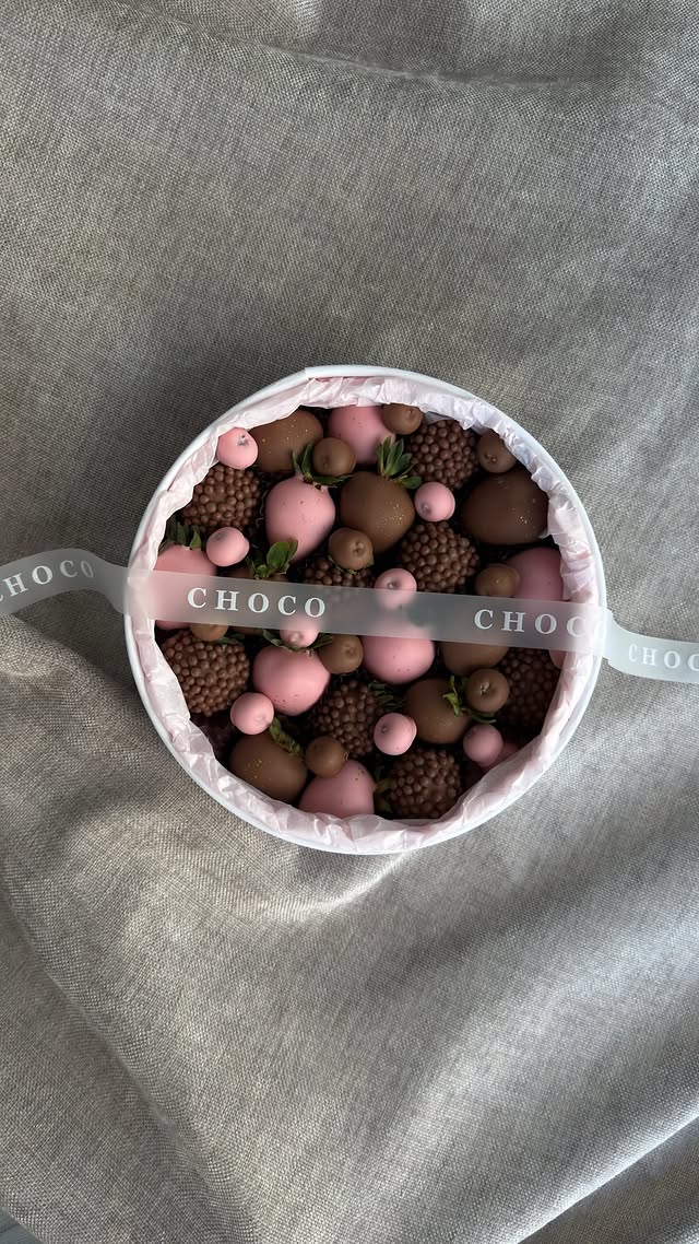 Choco Batumi - клубника в шоколаде