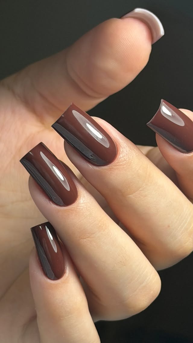 Nail Mommy - студия и школа маникюра